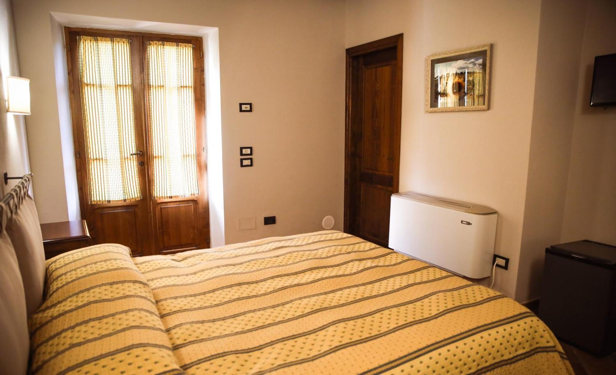 Agriturismo La Vecchia Quercia Монтемерано Екстериор снимка