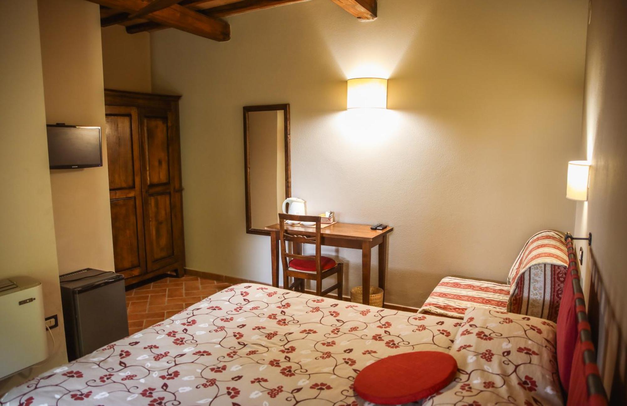 Agriturismo La Vecchia Quercia Монтемерано Екстериор снимка