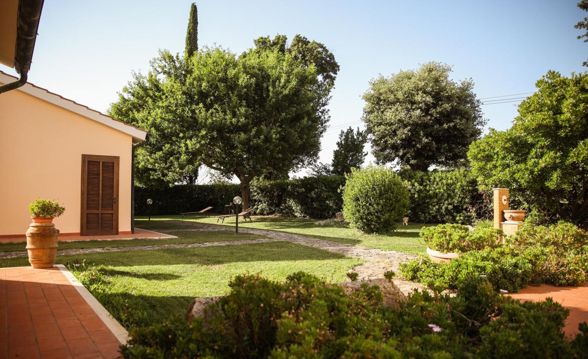 Agriturismo La Vecchia Quercia Монтемерано Екстериор снимка
