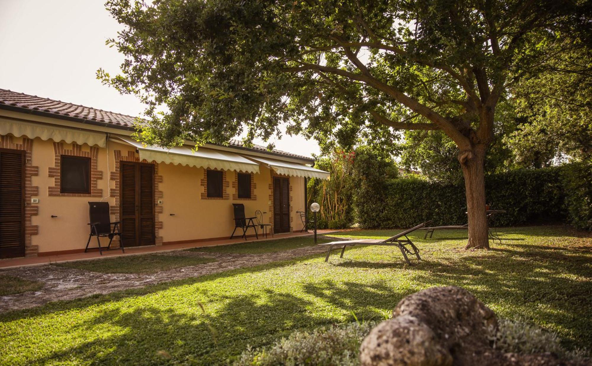 Agriturismo La Vecchia Quercia Монтемерано Екстериор снимка