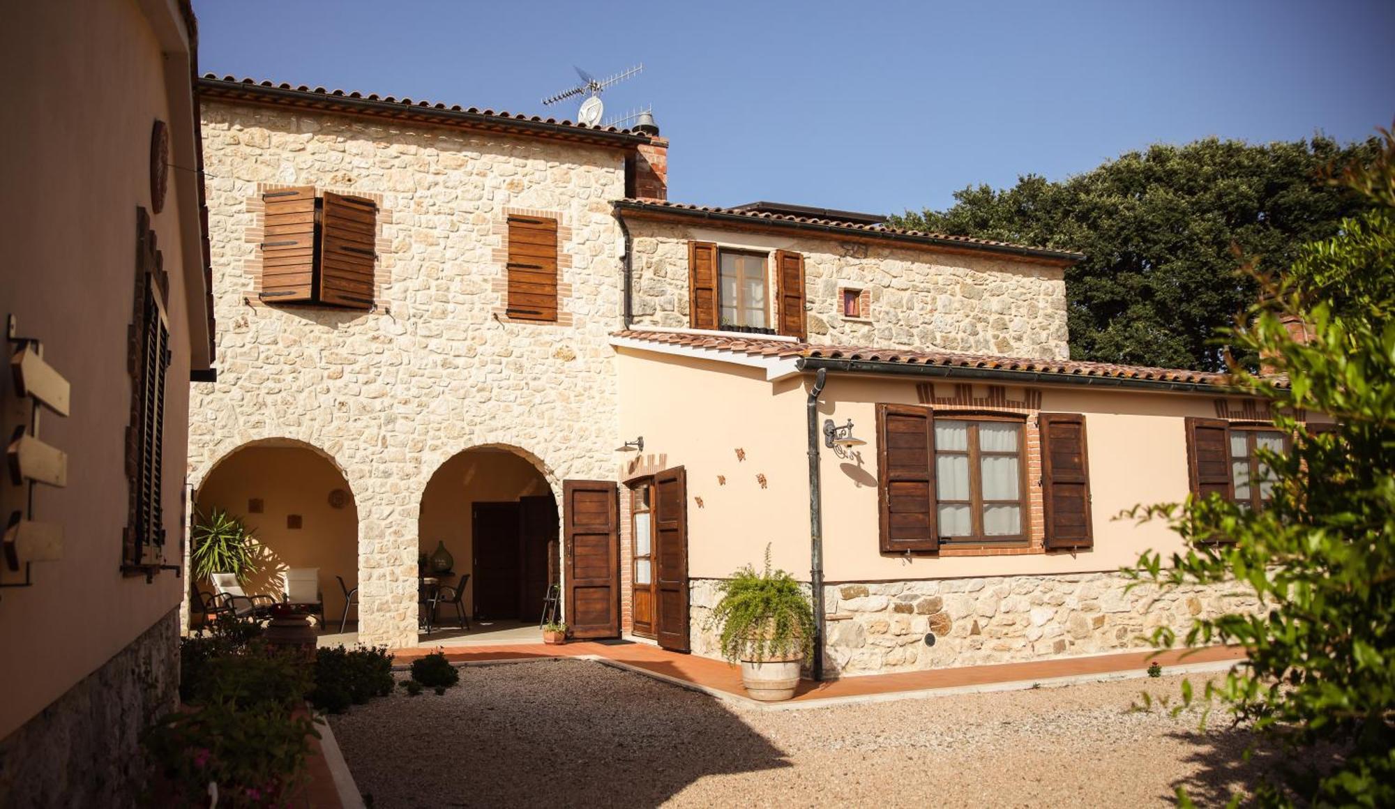 Agriturismo La Vecchia Quercia Монтемерано Екстериор снимка