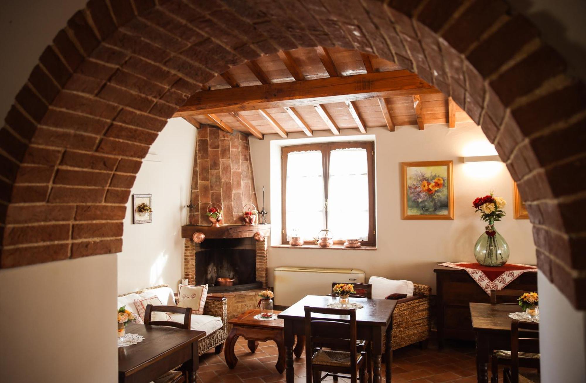 Agriturismo La Vecchia Quercia Монтемерано Екстериор снимка